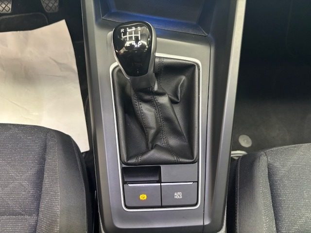VOLKSWAGEN Golf usata, con Bracciolo