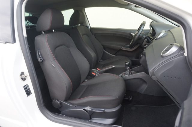 SEAT Ibiza usata, con USB