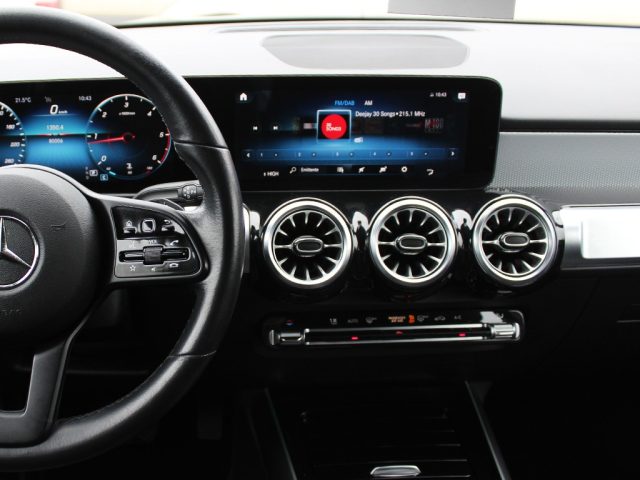 MERCEDES-BENZ GLB 180 usata, con USB