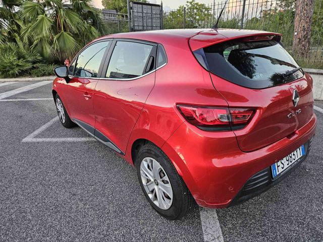 RENAULT Clio usata, con Autoradio