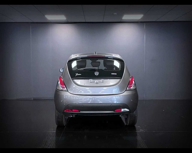 LANCIA Ypsilon usata, con ESP
