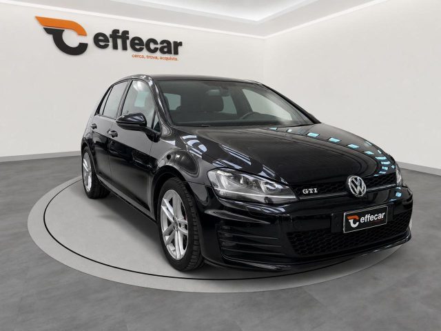 VOLKSWAGEN Golf usata, con Airbag laterali