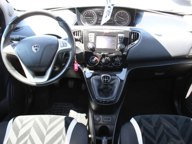 LANCIA Ypsilon usata, con Sedile posteriore sdoppiato