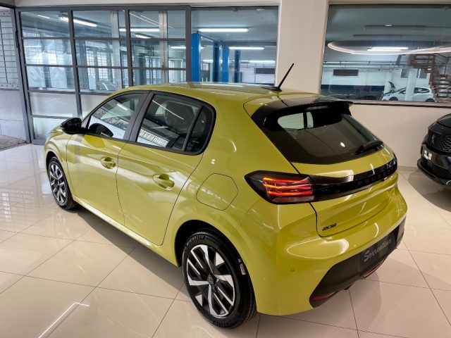 PEUGEOT 208 usata, con Boardcomputer