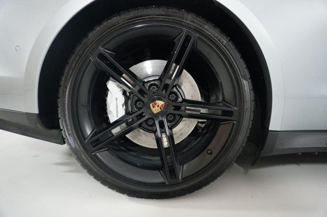 PORSCHE Taycan usata, con Alzacristalli elettrici