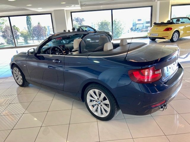 BMW 220 usata, con Autoradio