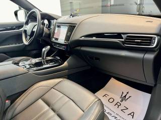 MASERATI Levante usata, con Volante in pelle