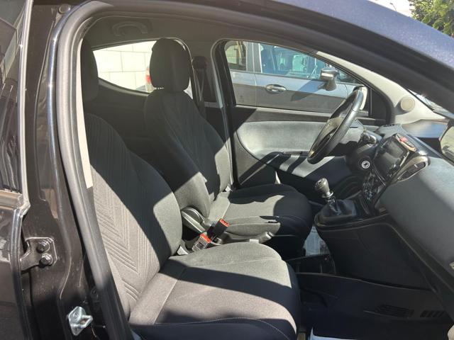 LANCIA Ypsilon usata, con Chiusura centralizzata