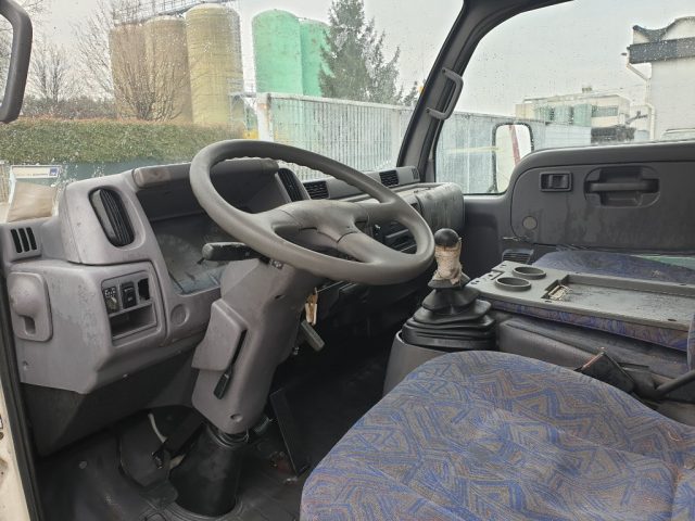 NISSAN Cabstar usata 7