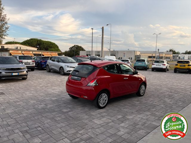LANCIA Ypsilon usata, con Controllo trazione