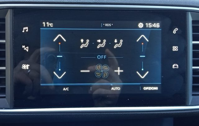 PEUGEOT 308 usata, con Alzacristalli elettrici