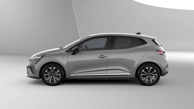 RENAULT Clio usata, con Airbag