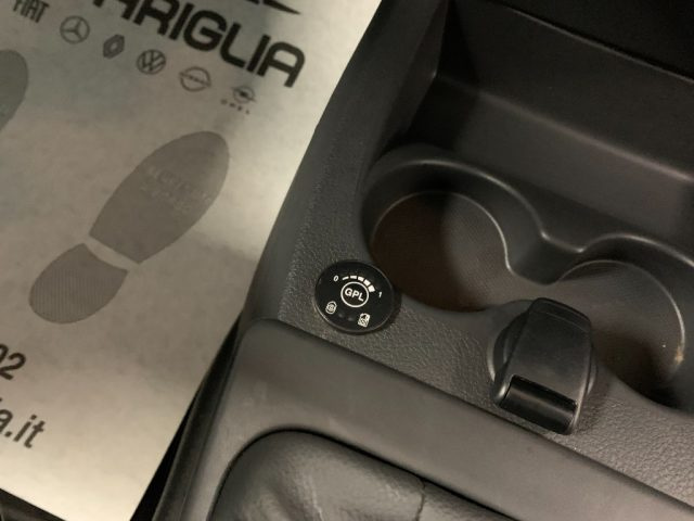 DACIA Dokker usata, con MP3