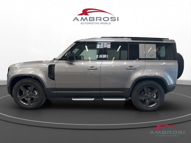 LAND ROVER Defender usata 2