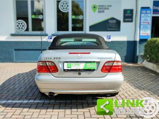 MERCEDES-BENZ CLK 200 usata, con Autoradio
