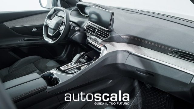 PEUGEOT 3008 usata, con Touch screen