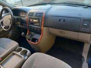 KIA Carnival usata, con Specchietti laterali elettrici
