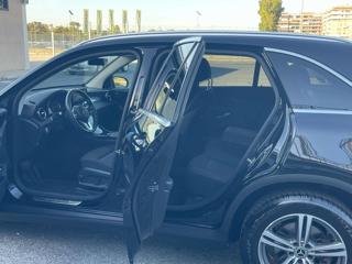 MERCEDES-BENZ GLC 220 usata 23