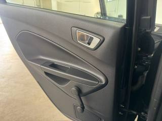 FORD Fiesta usata, con Fendinebbia
