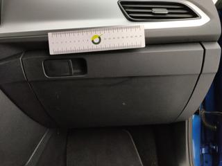 VOLKSWAGEN T-Roc usata, con Isofix