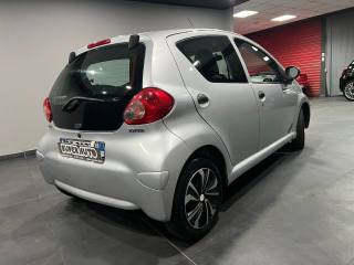 TOYOTA Aygo usata, con Alzacristalli elettrici