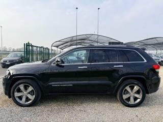 JEEP Grand Cherokee usata, con Autoradio