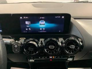 MERCEDES-BENZ GLA 180 usata, con Fendinebbia