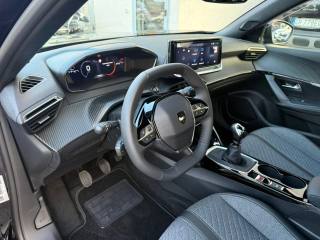 PEUGEOT 2008 usata, con Fari LED