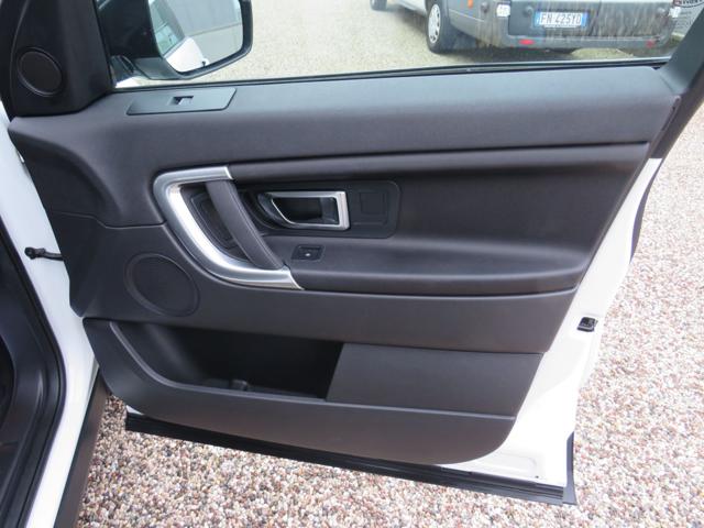 LAND ROVER Discovery Sport usata 24
