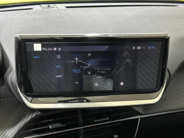 PEUGEOT 208 usata, con Sensori di parcheggio posteriori