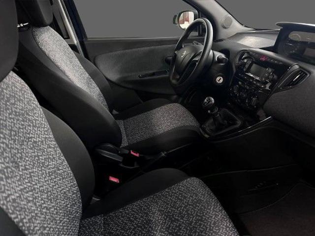 LANCIA Ypsilon usata, con Airbag