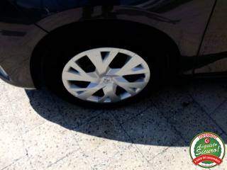 TOYOTA Yaris usata, con Vivavoce