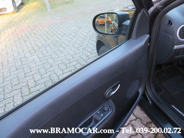 RENAULT Clio usata, con Controllo trazione