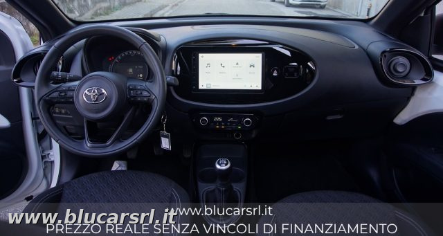TOYOTA Aygo X usata 7