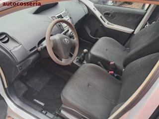 TOYOTA Yaris usata, con Airbag Passeggero