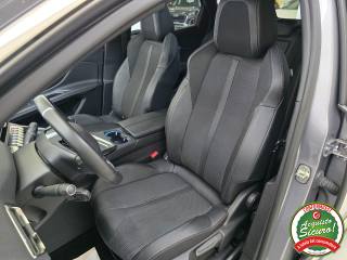 PEUGEOT 3008 usata, con Touch screen