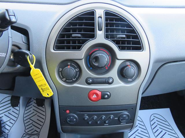 RENAULT Modus usata, con Airbag testa