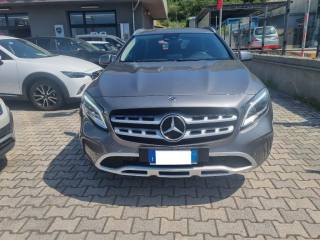 MERCEDES-BENZ GLA 200 d Automatic Premium