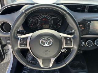 TOYOTA Yaris usata, con Boardcomputer