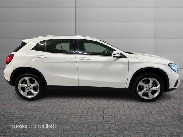 MERCEDES-BENZ GLA 200 usata, con Cerchi in lega