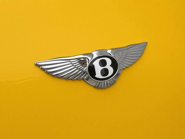 BENTLEY Continental usata, con Autoradio digitale