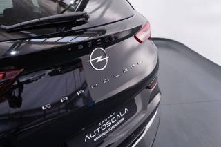 OPEL Grandland usata 32