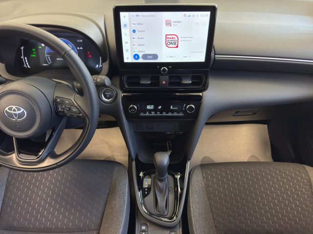 TOYOTA Yaris Cross usata, con ESP