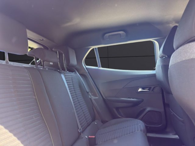 PEUGEOT 2008 usata, con Volante multifunzione