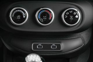 FIAT 500X usata, con USB