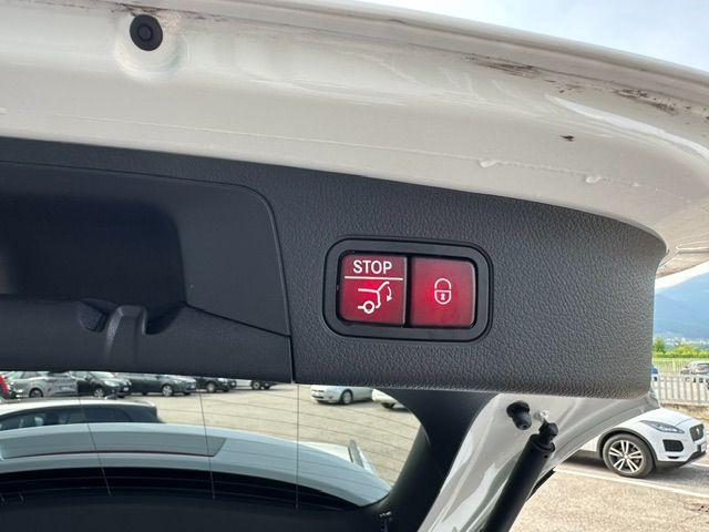 MERCEDES-BENZ GLA 180 usata, con Volante in pelle