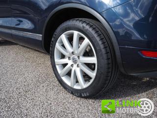 VOLKSWAGEN Touareg usata, con Airbag testa