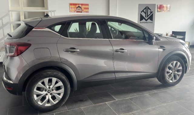 RENAULT Captur usata, con Airbag