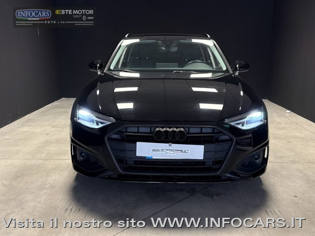 AUDI A4 usata, con USB