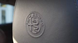 ALFA ROMEO Stelvio usata, con Interni in pelle